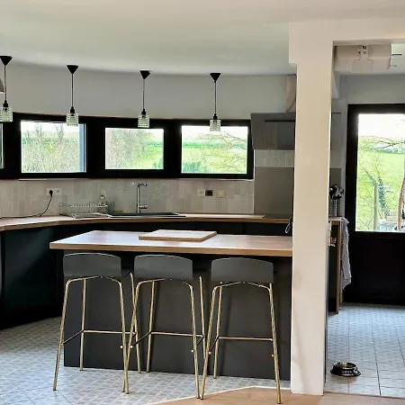 1h10 De Paris, Avec Piscine Chauffee Et Jacuzzi * Mainneville