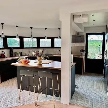 1h10 De Paris, Avec Piscine Chauffee Et Jacuzzi * Mainneville