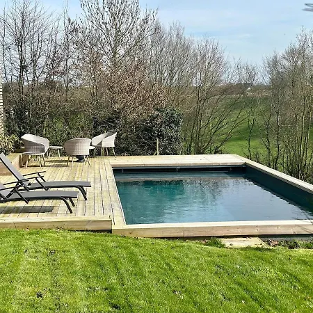 1h10 De Paris, Avec Piscine Chauffee Et Jacuzzi Villa *