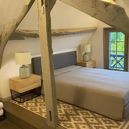 1h10 De Paris, Avec Piscine Chauffee Et Jacuzzi Villa *