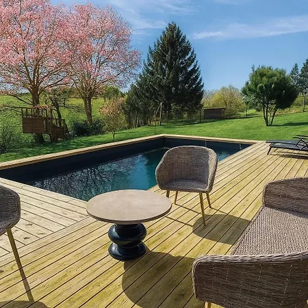 1h10 De Paris, Avec Piscine Chauffee Et Jacuzzi Villa *