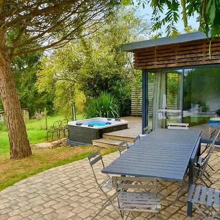 וילה 1h10 De Paris, Avec Piscine Chauffee Et Jacuzzi